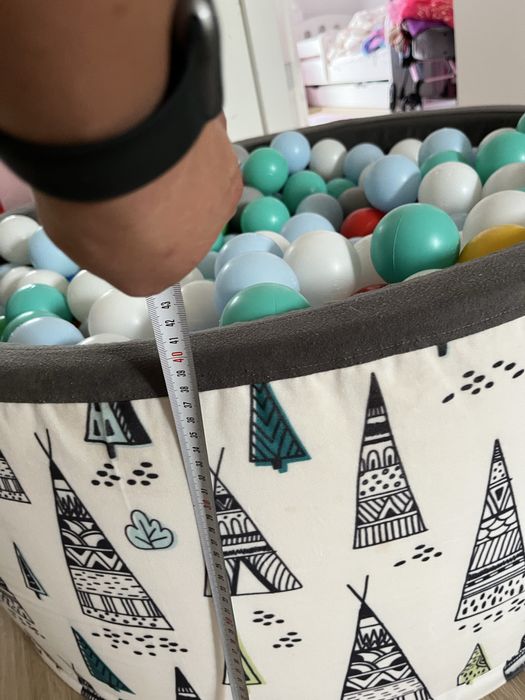 Basen z kulkami, suchy basen