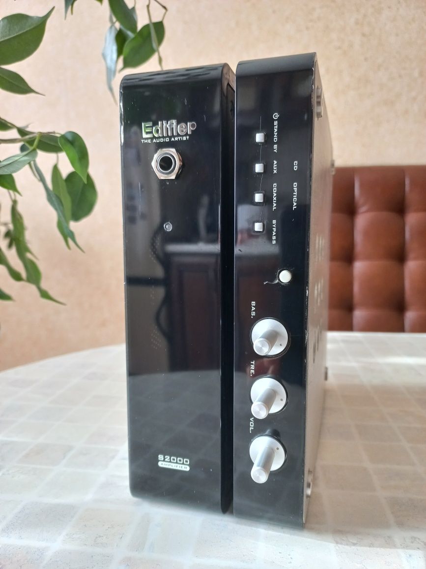 Усилитель/ЦАП  Edifier S2000, 2x70 Вт/4 Ом