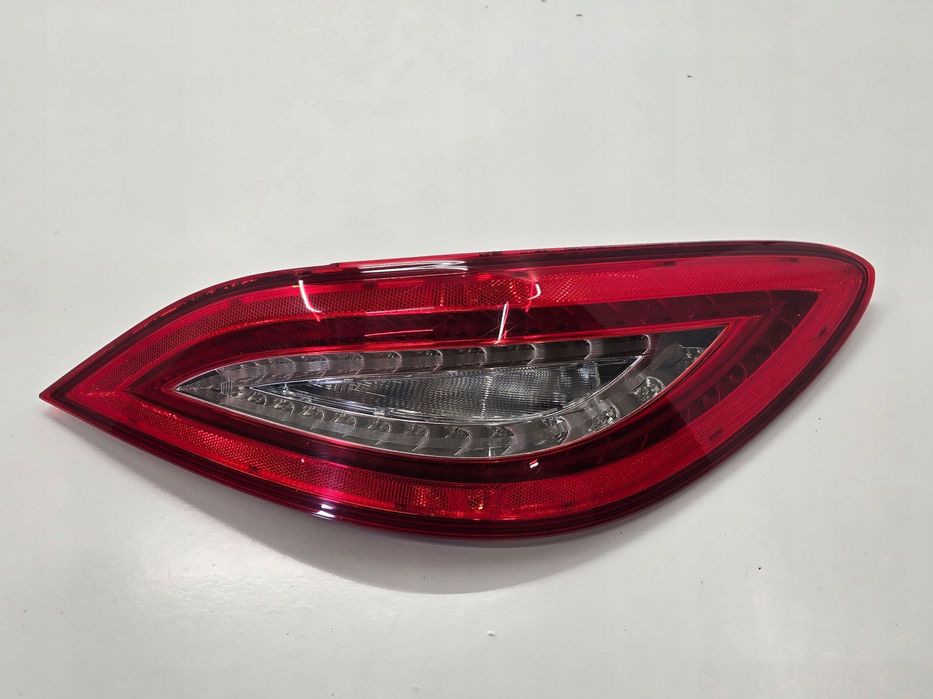 MERCEDES CLS W218 KOMBI 13R LAMPA PRAWY TYŁ TYLNA LED A2189060258