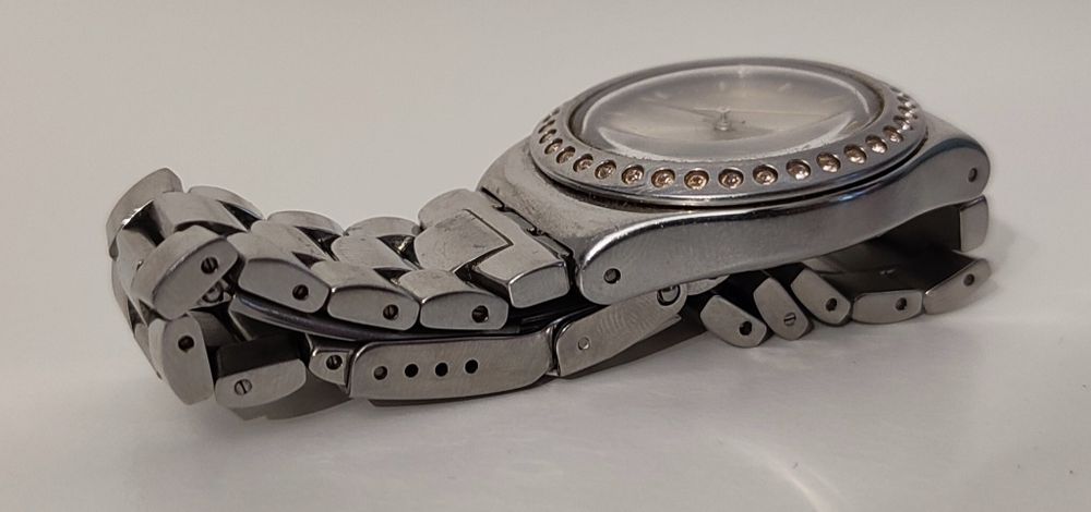 Zegarek Swatch Irony z cyrkoniami