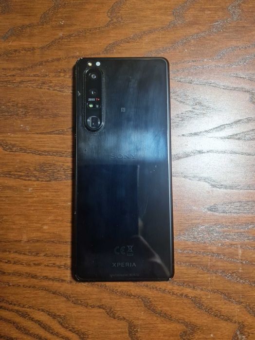 Smartfon Sony Xperia 1 III 12/256GB - Wizualnie uszkodzony, Sprawny.