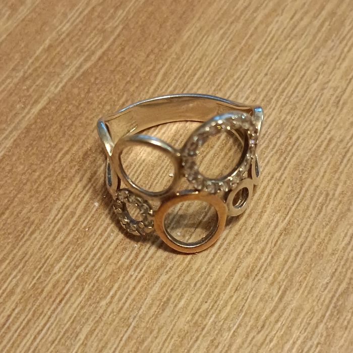 Кольца, серьги женские серебро.