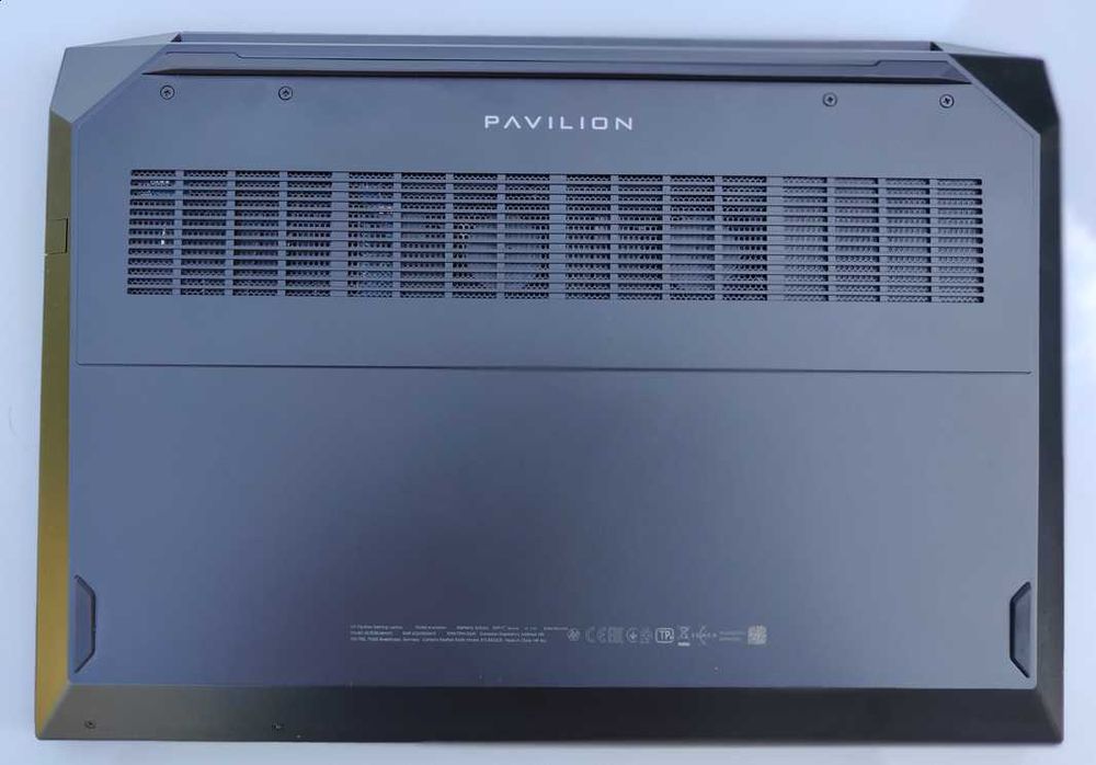HP Pavilion Gaming 16-a0030nw i5-10300H GTX1650Ti