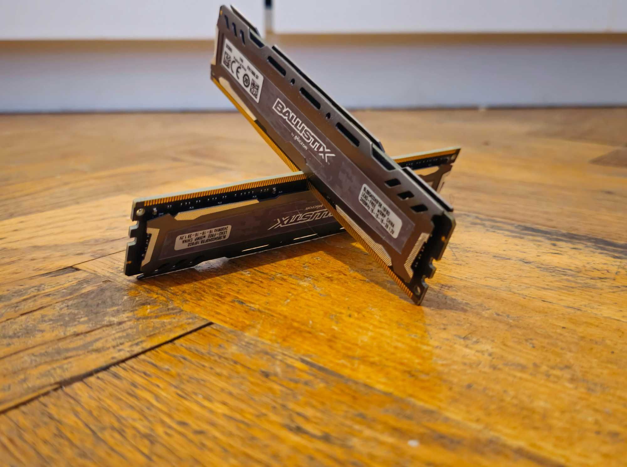 pamięć operacyjna ddr4 crucial ballistix 2x8gb 2400MHz cl16