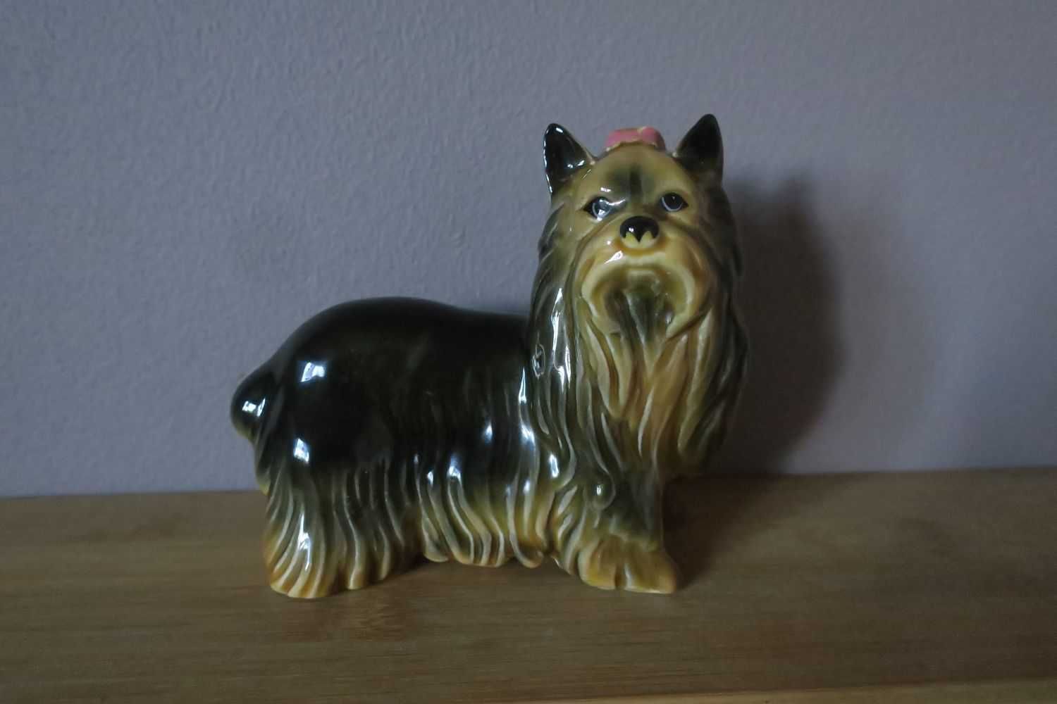 Porcelanowa figurka Yorkshire terrier