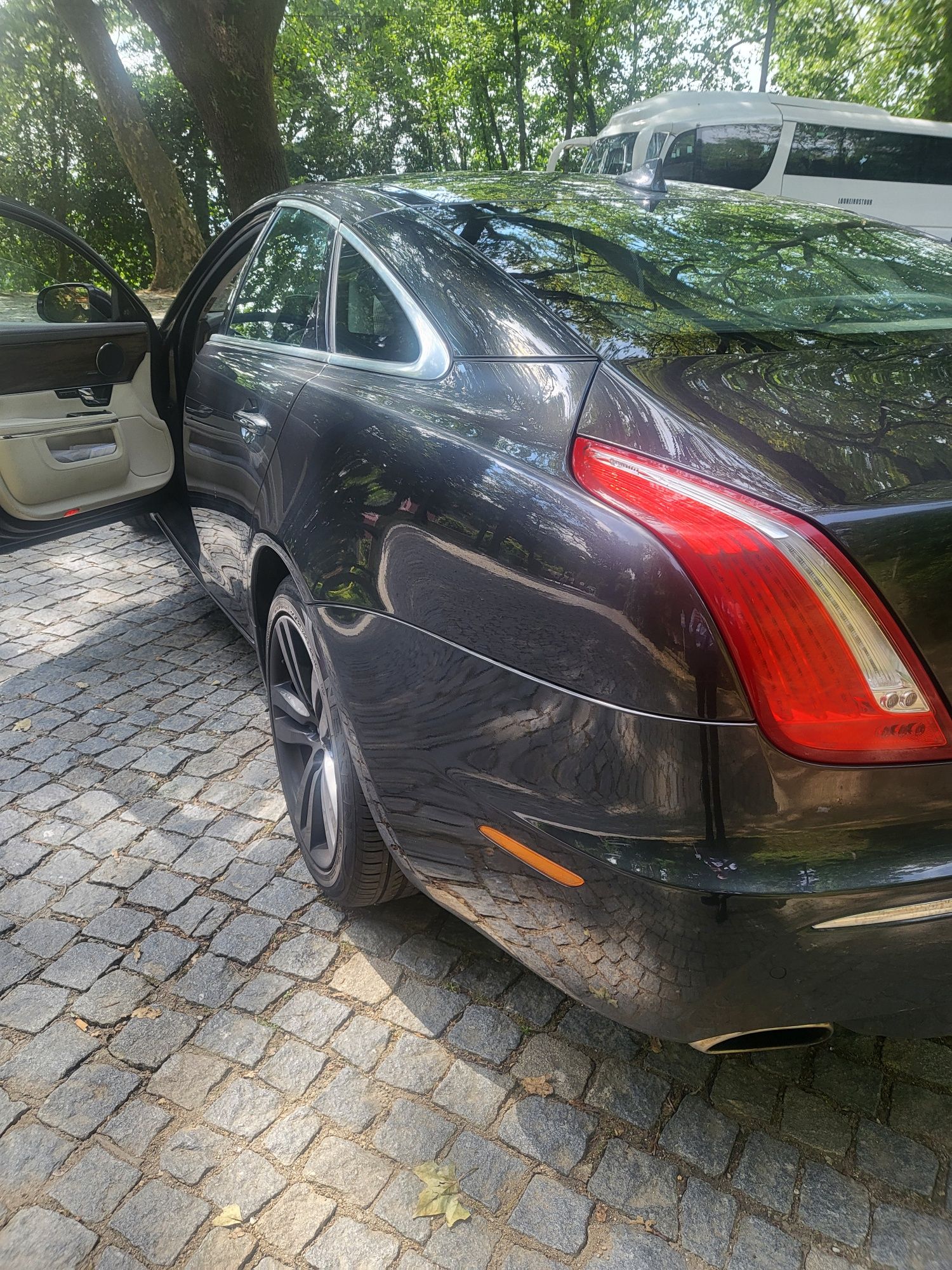 Aceito promuta casa ou terreno JAGUAR XJ ANO 2013