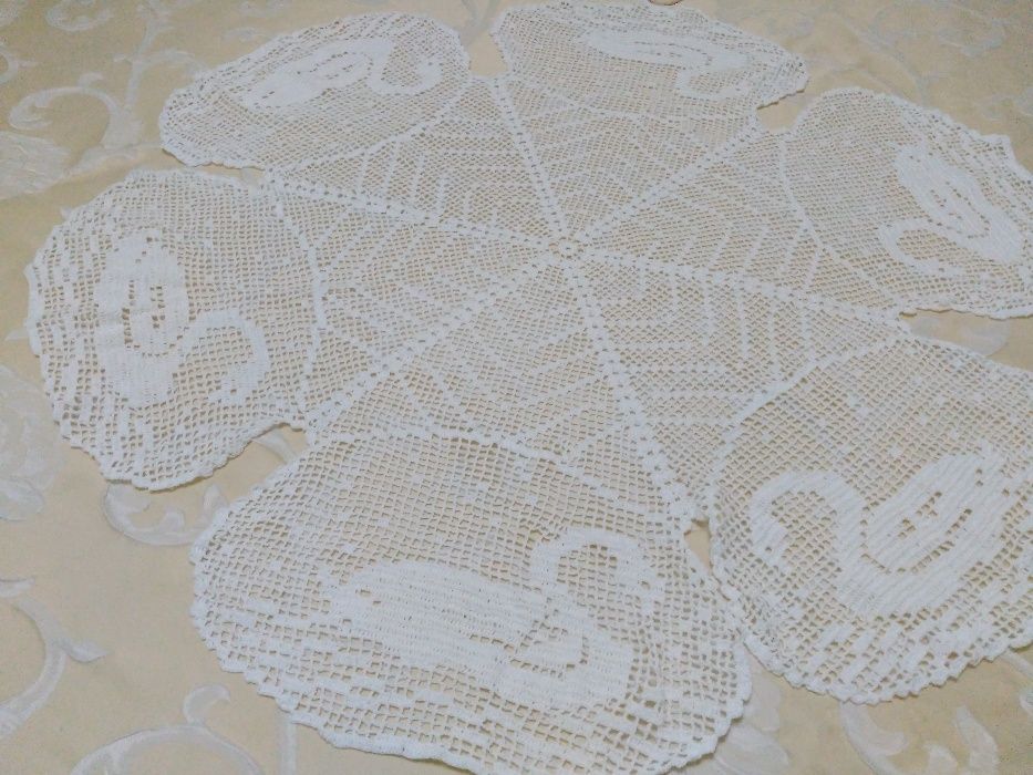 Toalha de renda para camilha