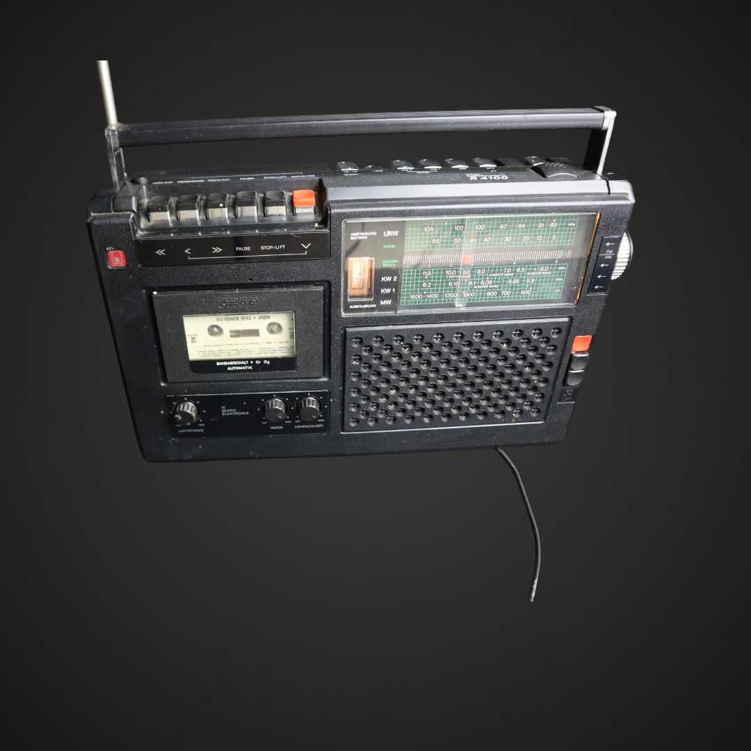Radioodtwarzacz RFT R4100  kaseciak  b51/032375