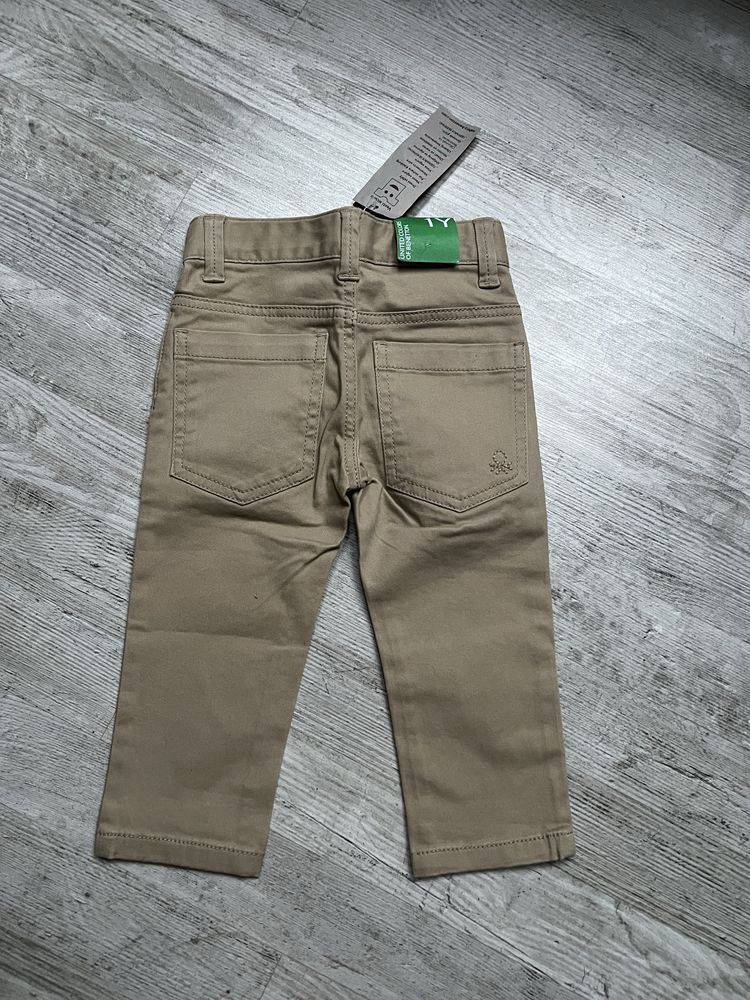NOWE jeansy United Colors of Benetton beżowe dżinsy spodnie jeansowe