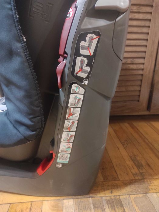 Автокрісло сидіння дитяче Britax Romer King Zebra