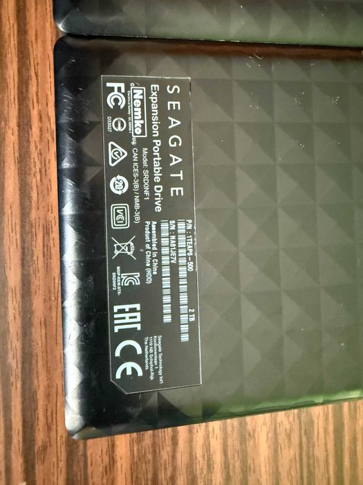 2x dysk zewnętrzny Seagate każdy po 2TB (w sumie 4TB) polecam