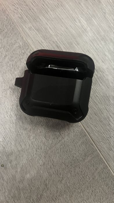 Бу чохол на навушники Apple AirPods4 2024