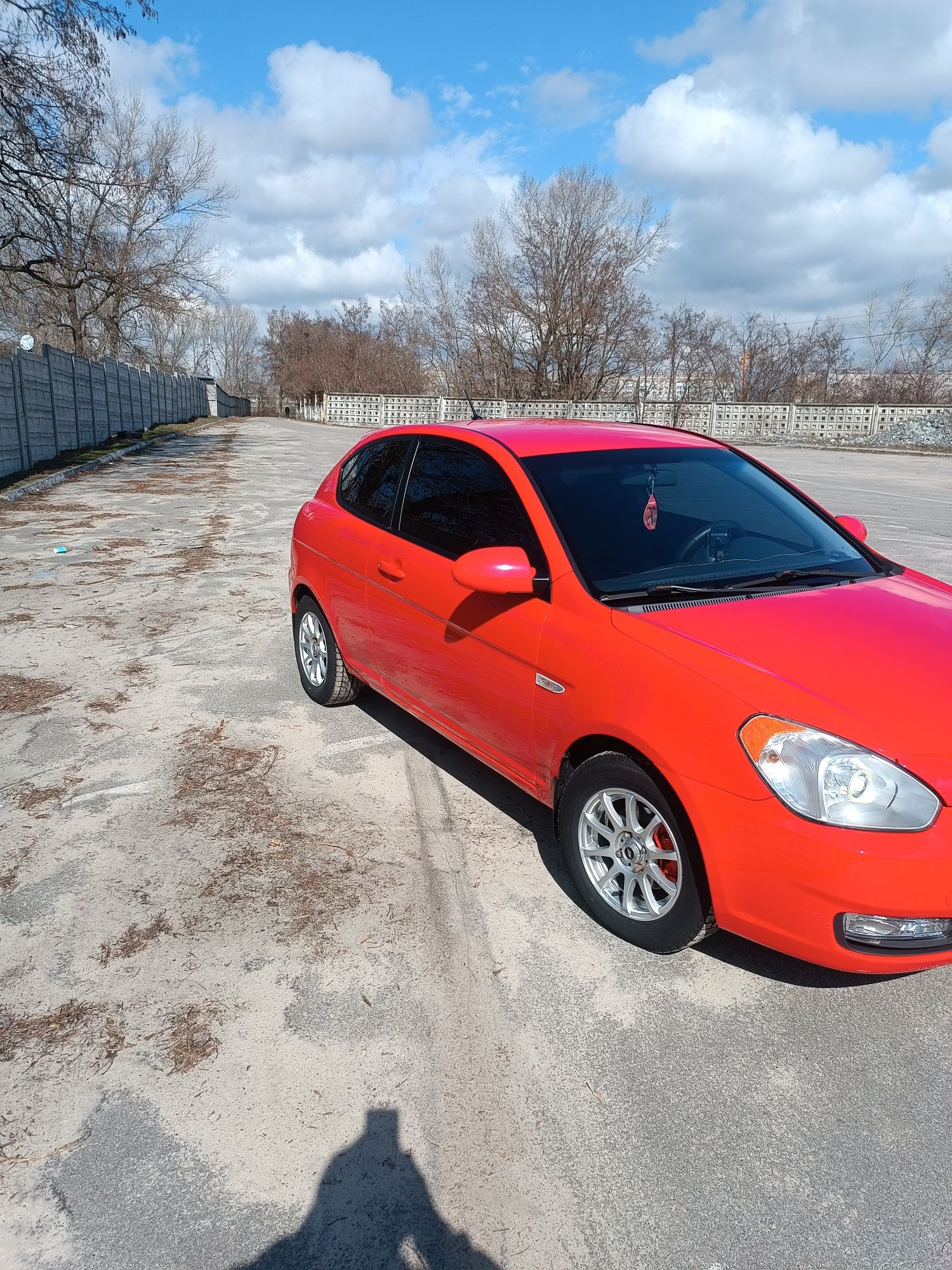 Продам hyundai accent на автомате