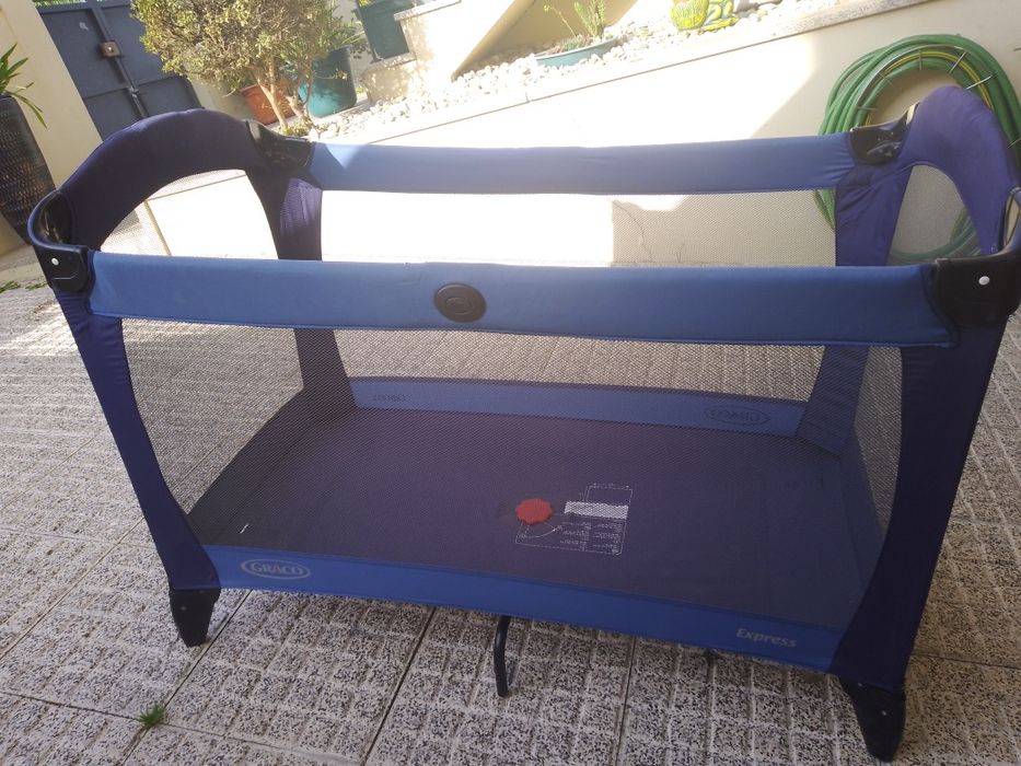 Cama de viagem para bebé