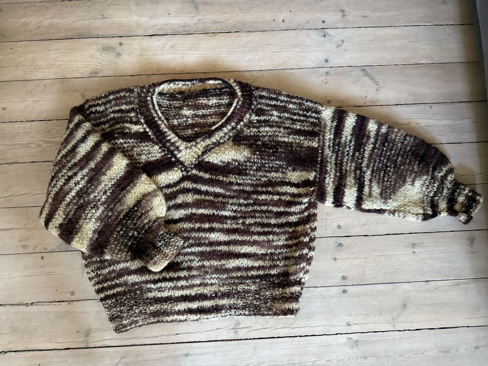 Welniany sweter recznie wykonany,r.44