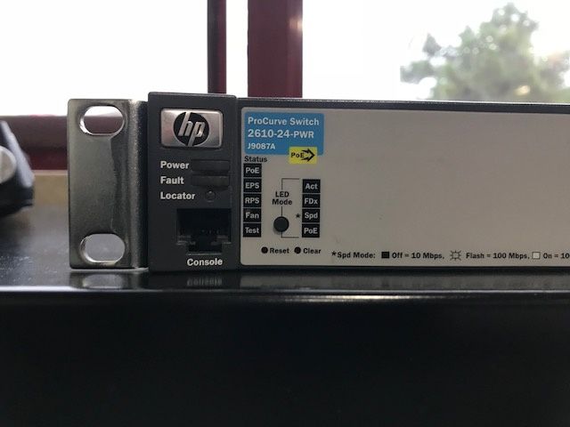 Switch 2610-24-PWR (POE). Várias unidades em stock