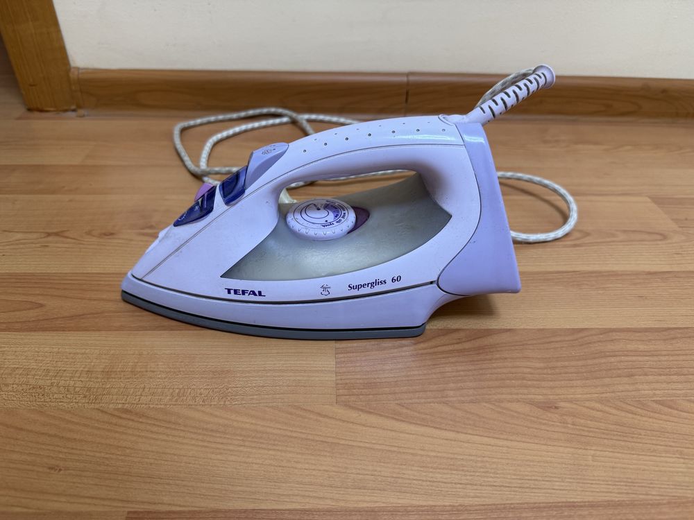 Продам праску Tefal
