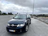 SUV Fiat Fremont