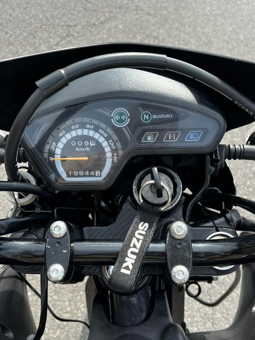 Suzuki dr 125sm.