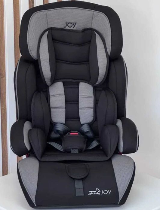 Дитяче автокрісло бустер 9-36 кг joy універсальне