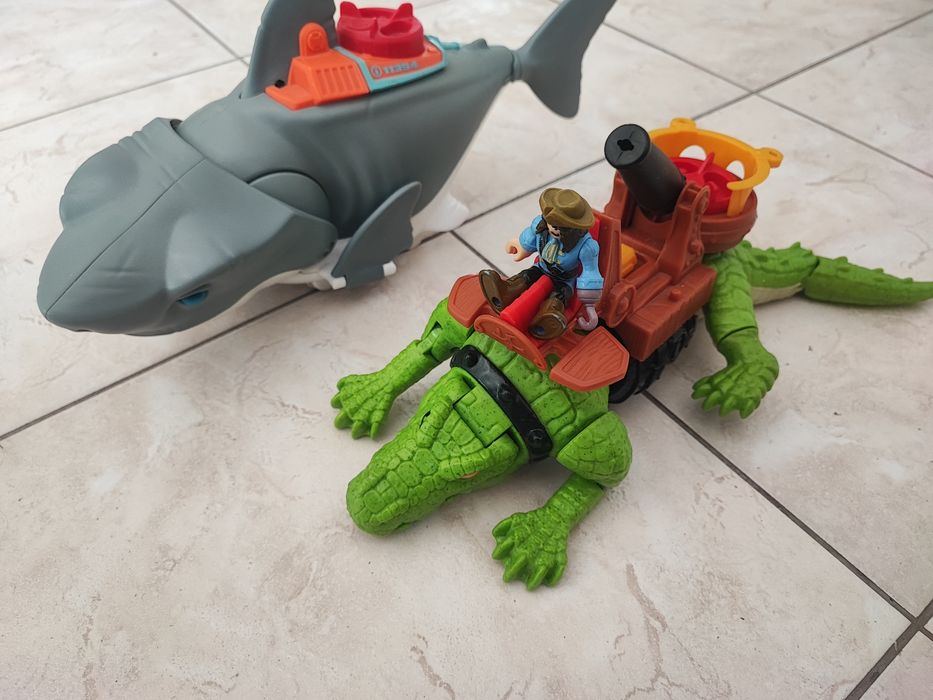 Figurki  2 szt MATTEL 2016,2019  Rekin i Krokodyl