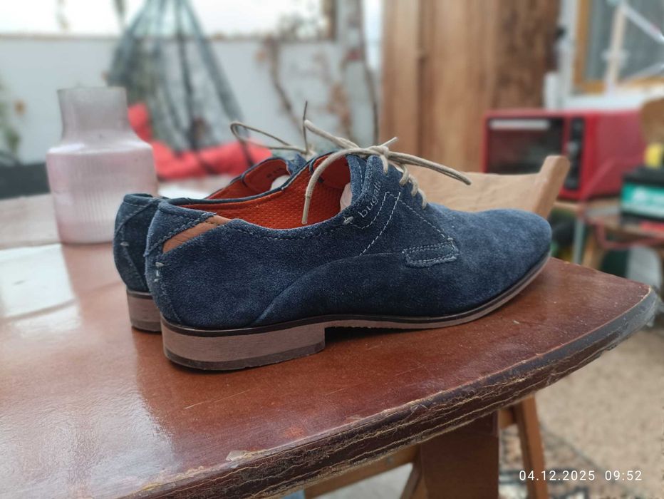 Чоловічі туфлі bugatti