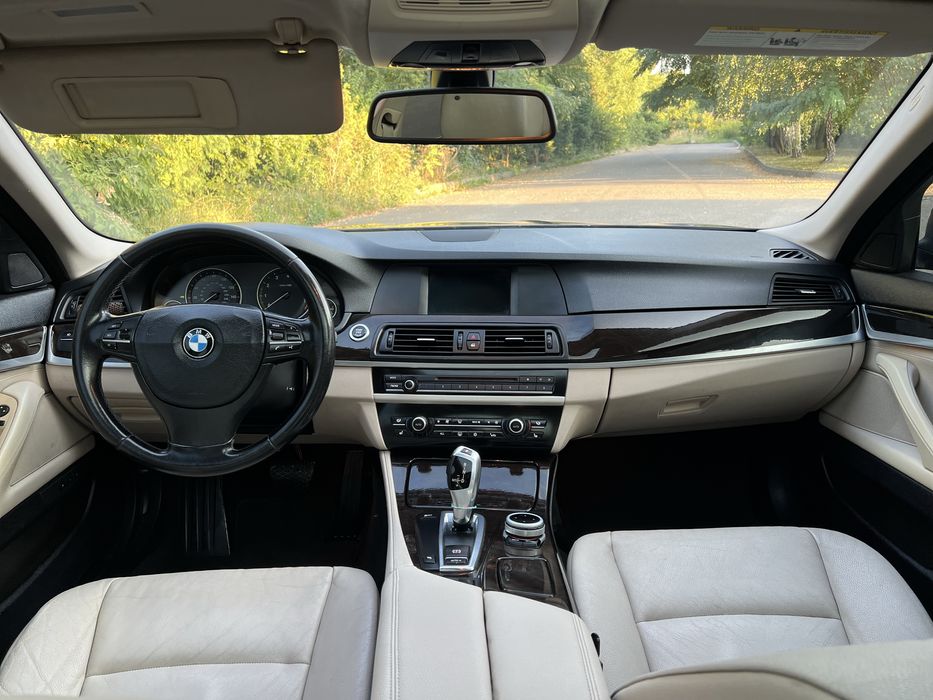 BMW 528i F10 автомат  БМВ