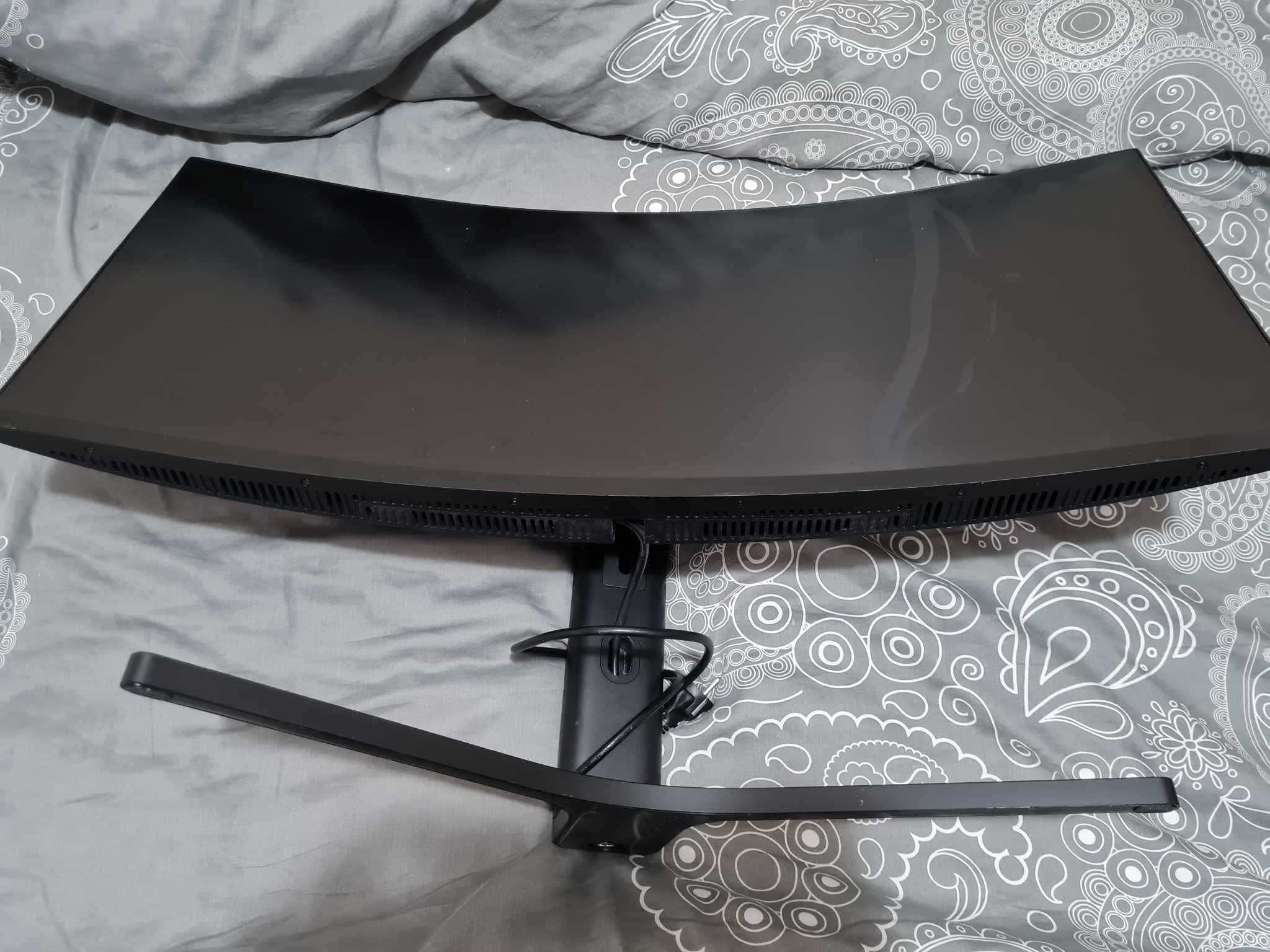 Mi Curved Gaming monitor 34" uszkodzony