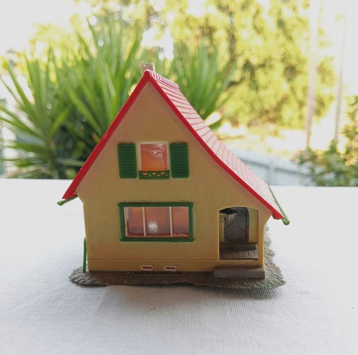 FALLER B-204, Vivenda com ILUMINAÇÃO