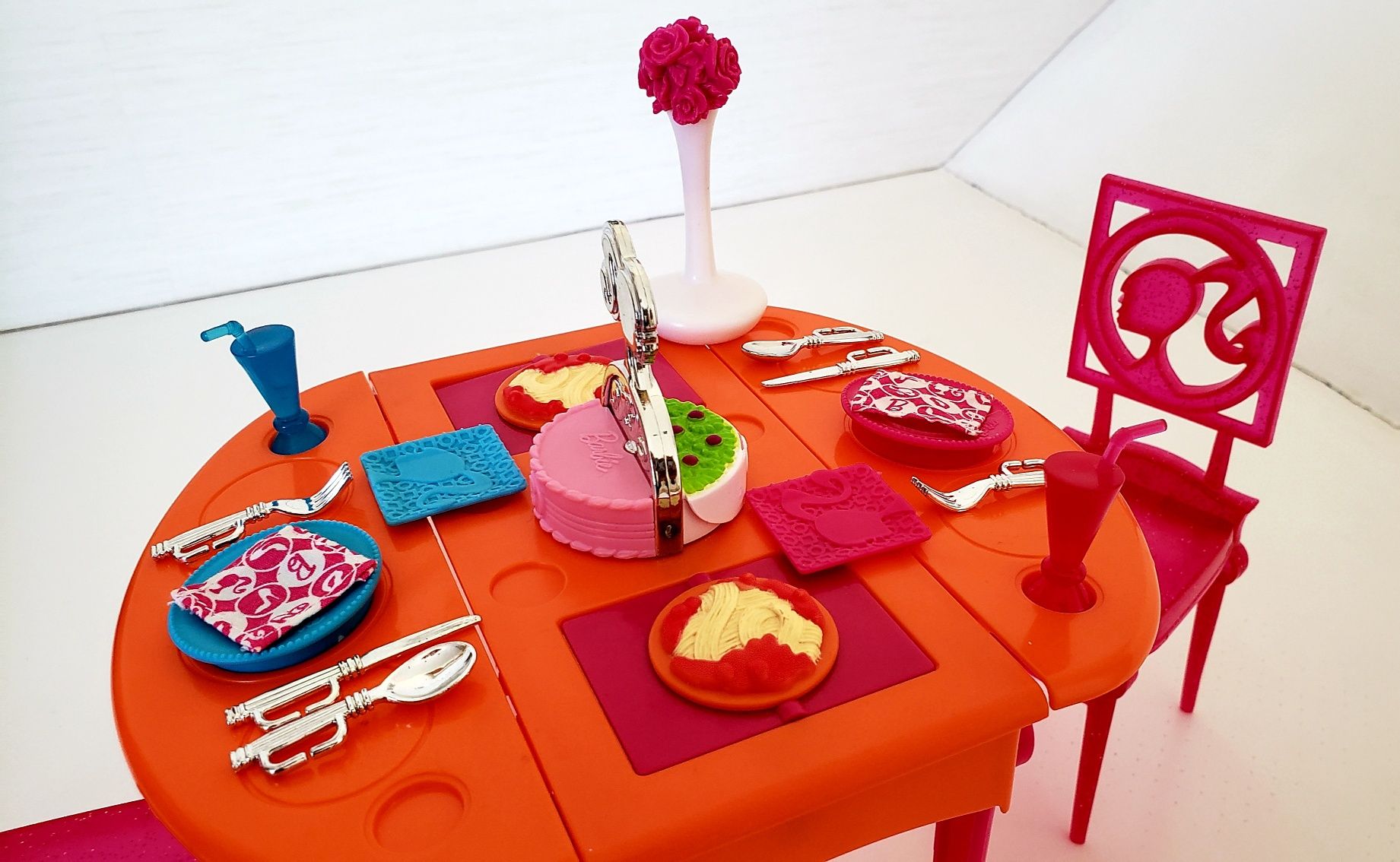 Barbie kit Jantar com Sobremesa original completo