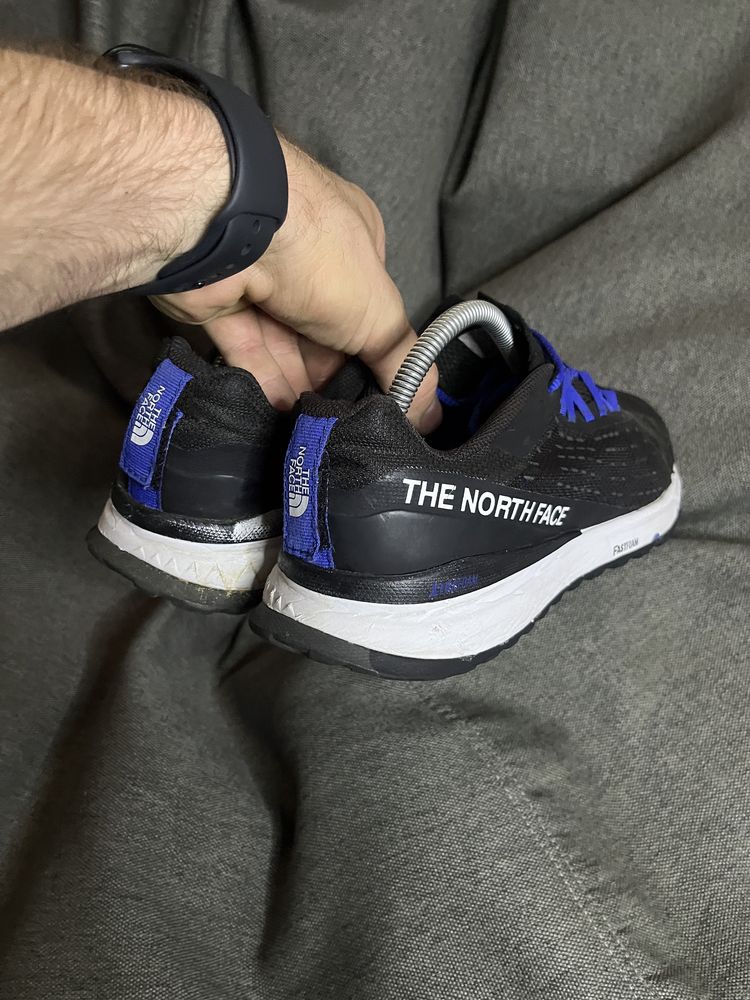 Кросівки THE NORTH FACE 42.5 27 27.5 кроссовки tnf тнф