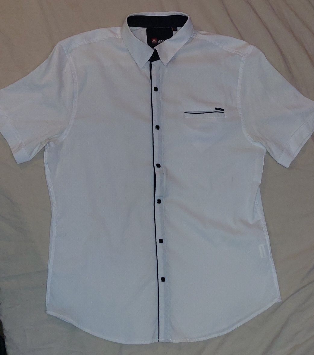 Продам рубашку (белая) короткий рукав