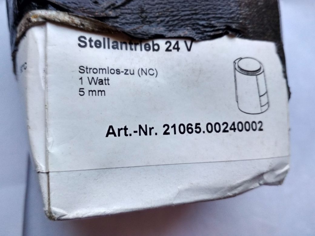 Siłowniki 24V NC MOENHLENHOFF, nowe