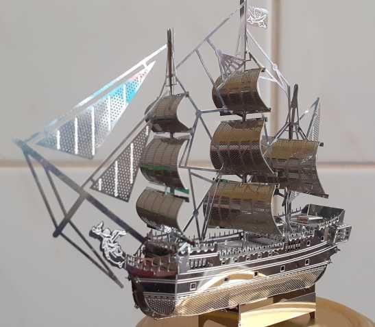 Metalowe Puzzle 3D - Model statku pirackiego Black Pearl