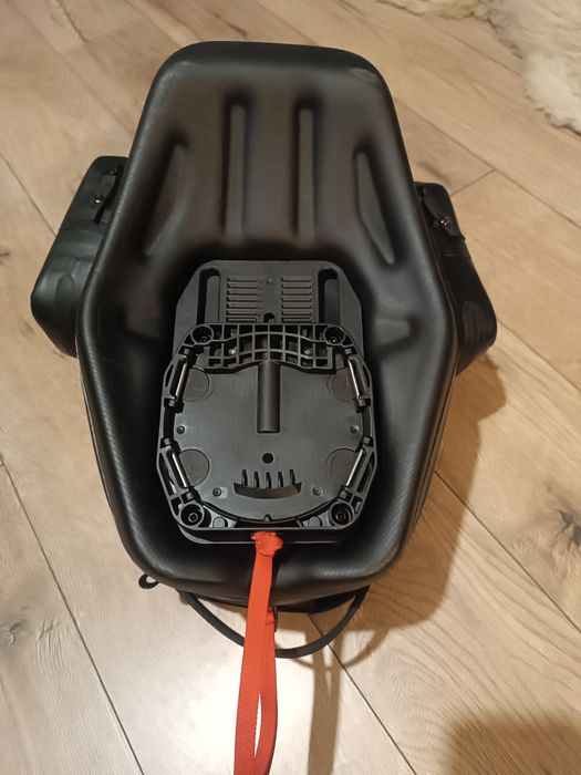NOWY Tankbag wodoodporny SW MOTECH PRO CITY wp Black  9L czarny
SW MOT