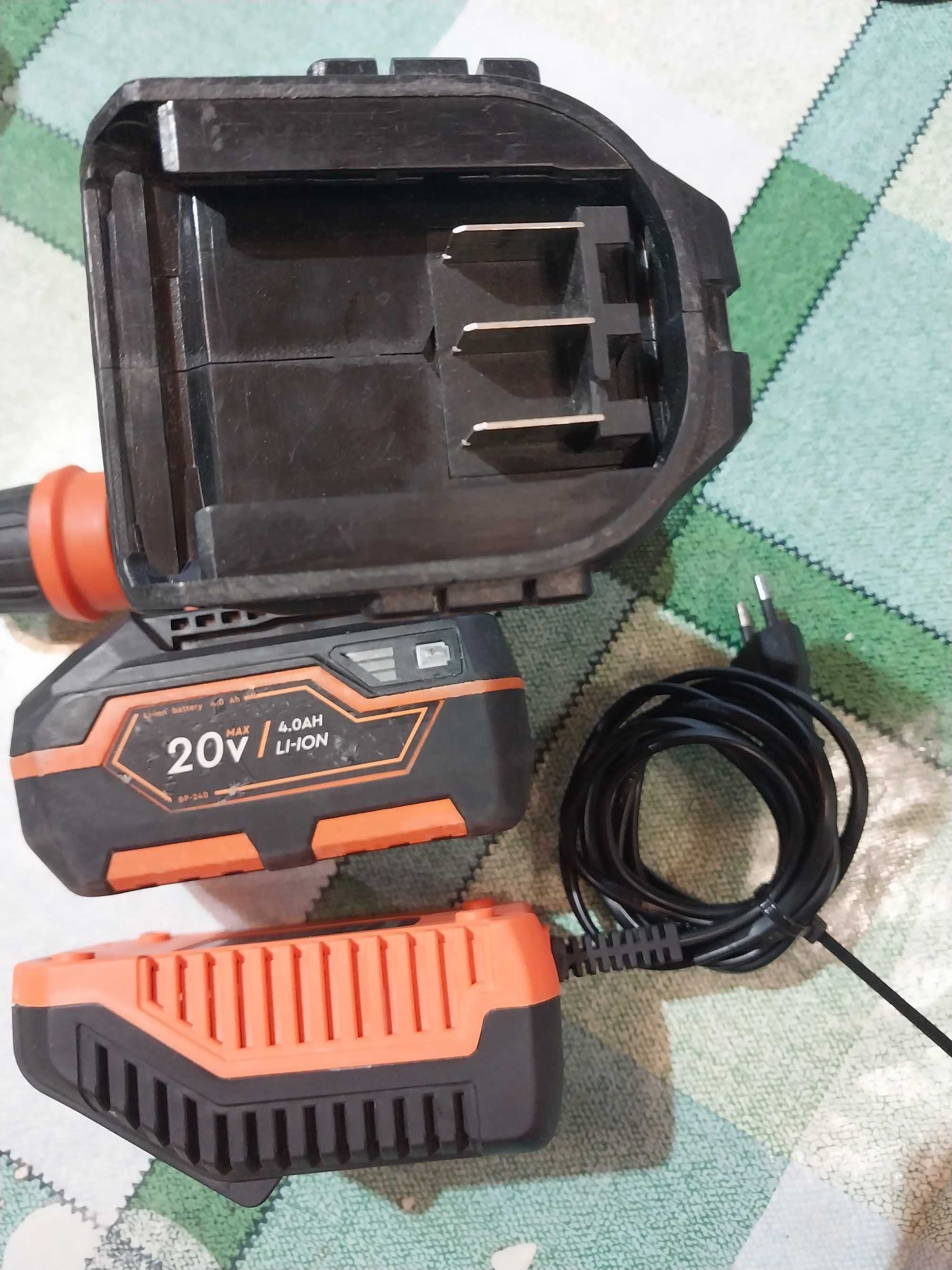 шуруповерт аккумуляторный DNEPRO-M CD-218Q