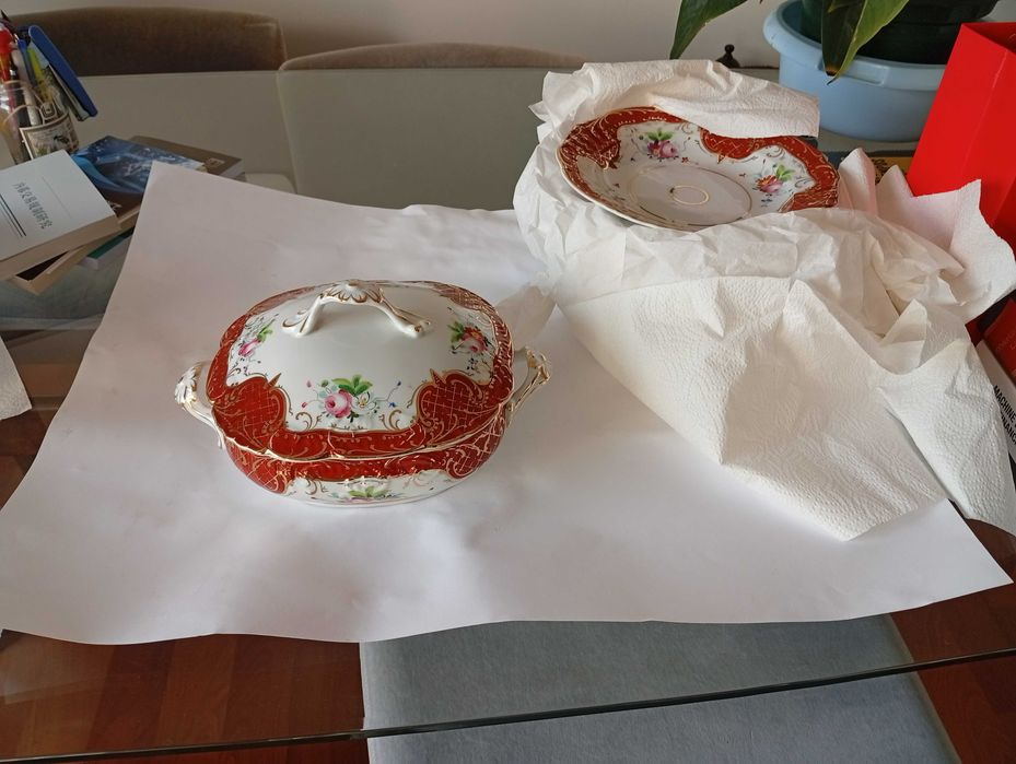 Serviço de jantar, completo para 12 pessoas, Vista Alegre