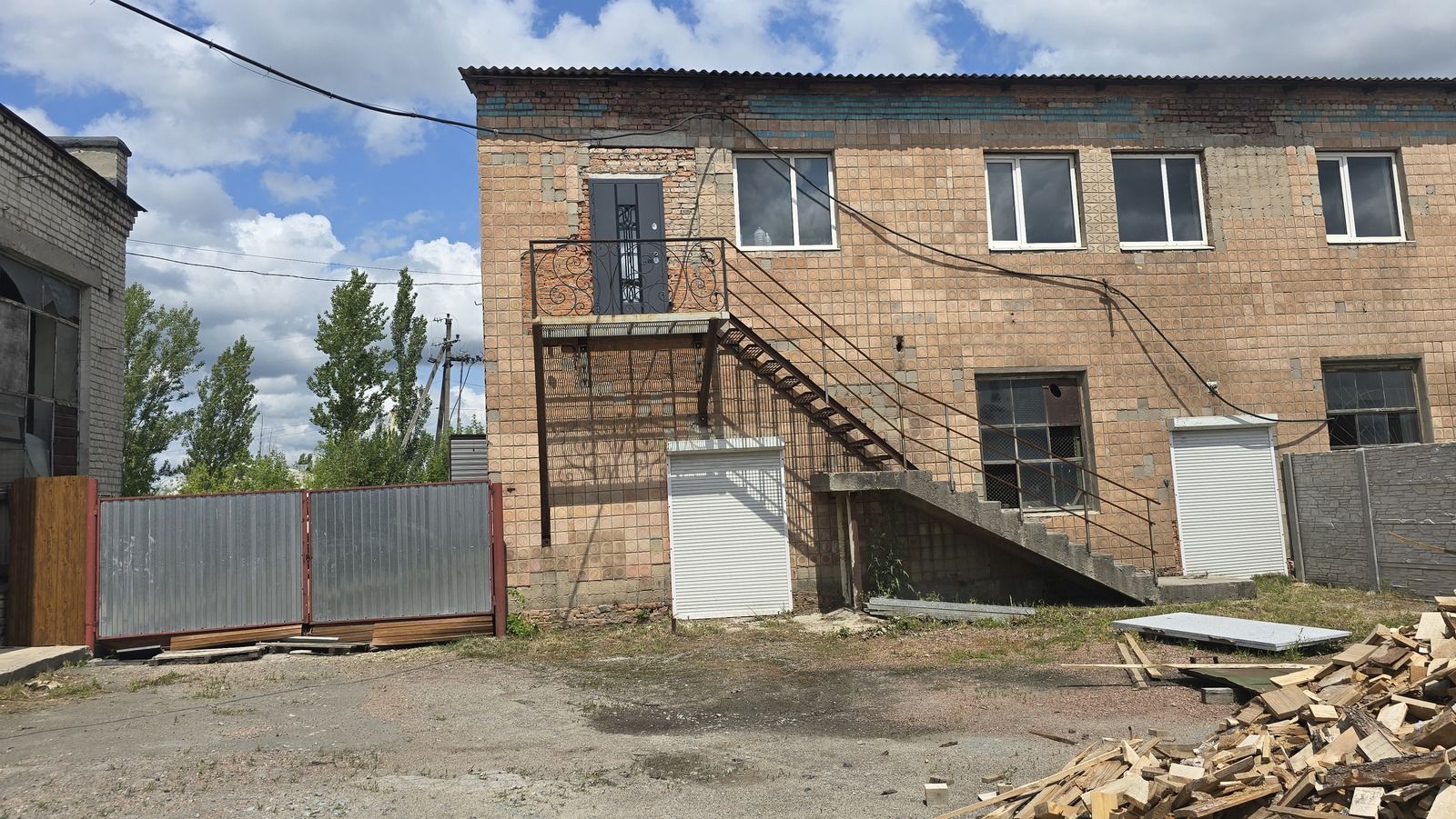 Продаж приміщення, Коростишів, 1846м.кв+офіс (24101164)