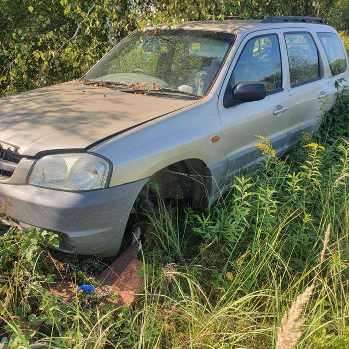Mazda Tribute benzyna kolor srebrny na części