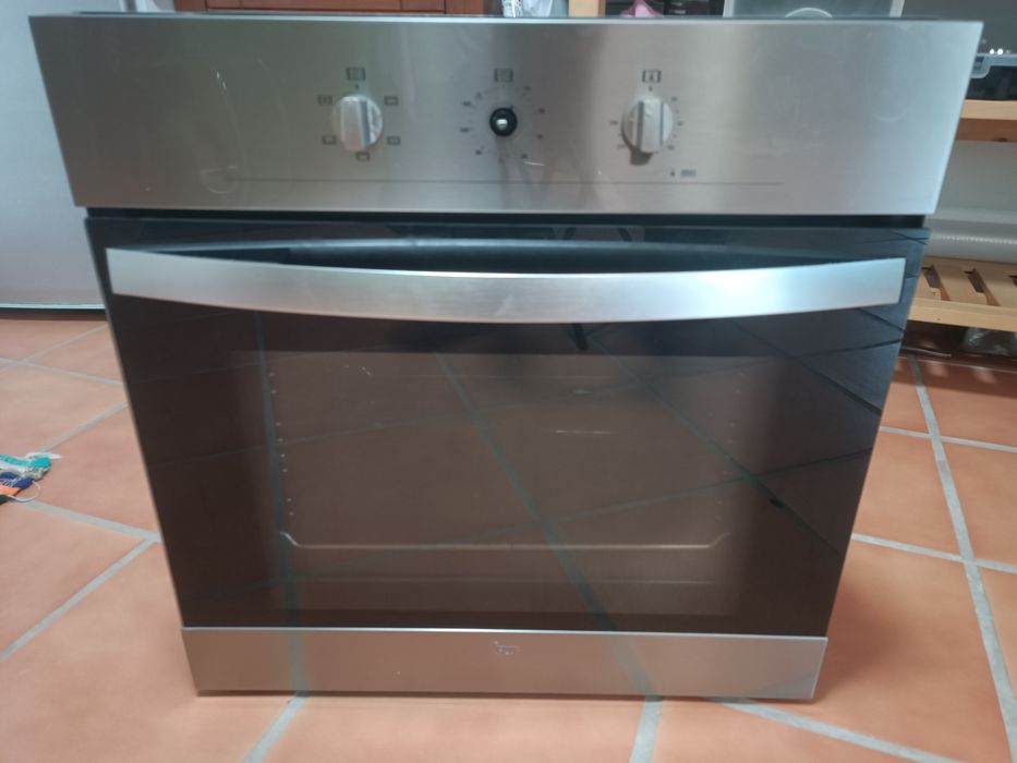 Forno elétrico Teka