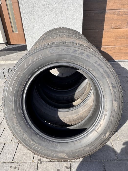 225/65/R17 4*4 Blizzak Bridgestone