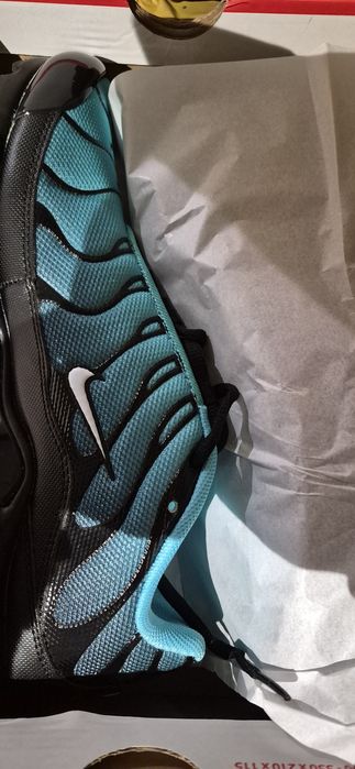 Nike Air Max Plus TN w kolorze Light Retro