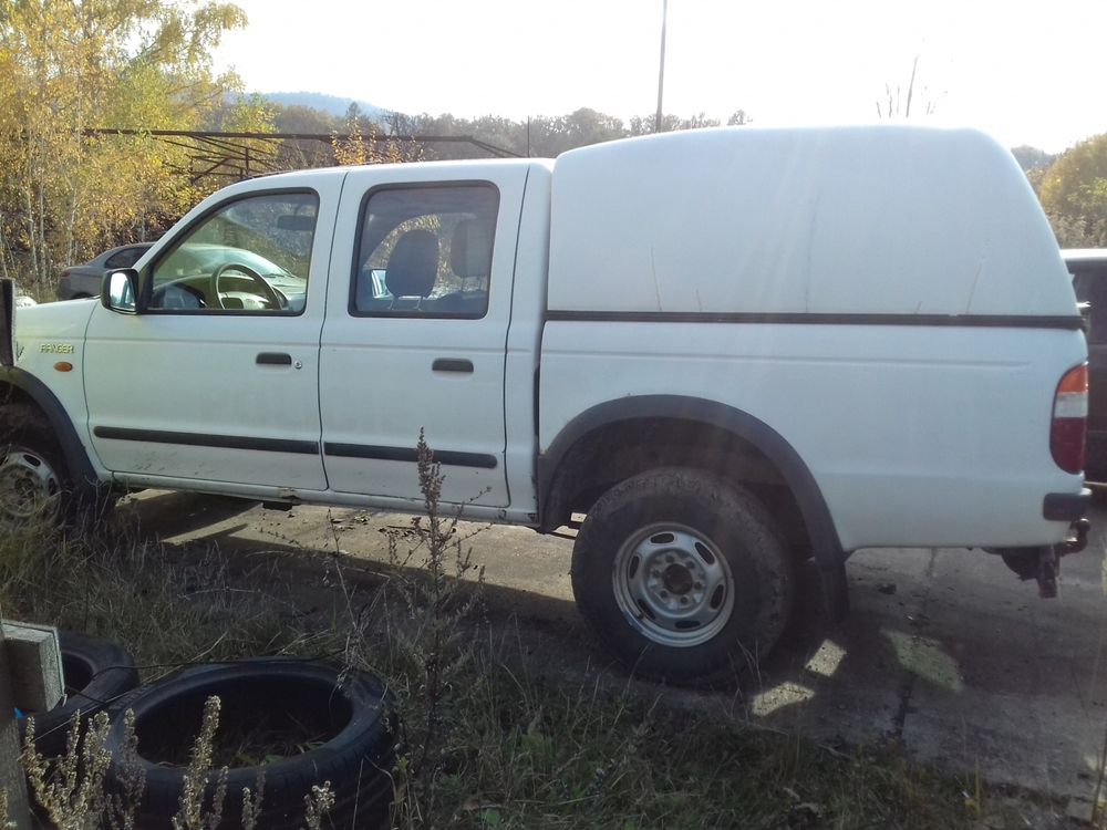 Ford Ranger, Mazda B2500 1.5 kabiny, cztery drzwi tylna zabudowa paki