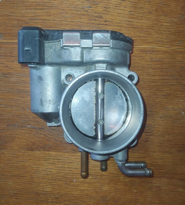 Дросельна заслонка Audi A6 C6