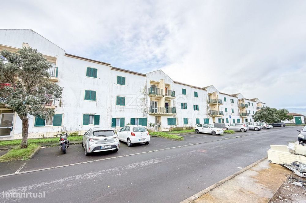 Apartamento T2 em Rabo de Peixe