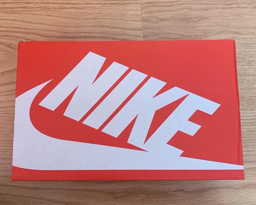Dunk low swosh red