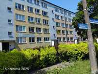 2 pokoje pietro 1 .39m balkon ul westerplatte 28  czynsz 296 zl