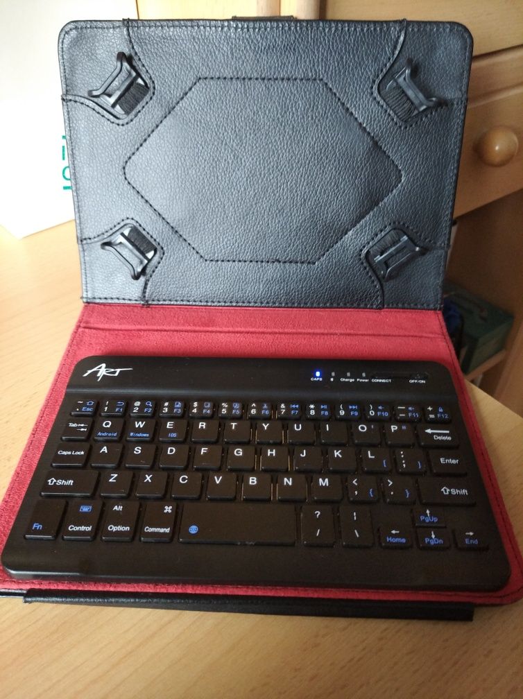 Etui z klawiaturą Bluetooth -dla tabletu 8 cali