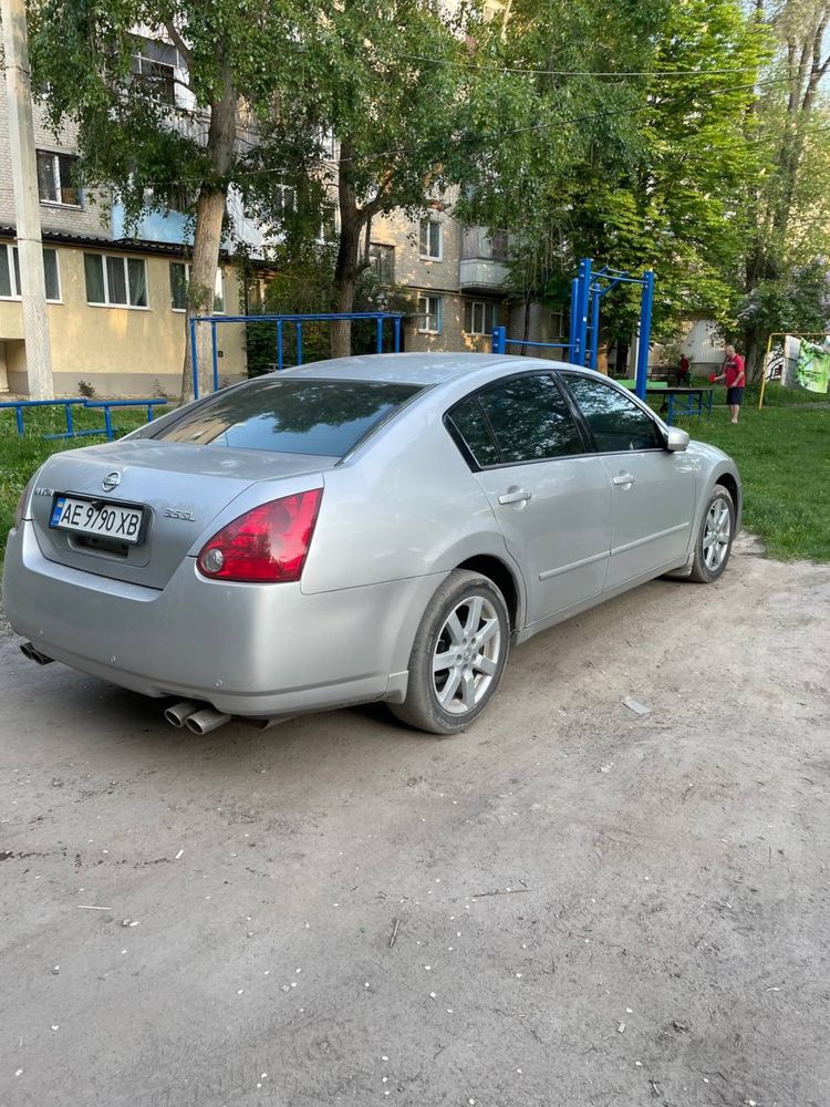 Продам Nissan maxima