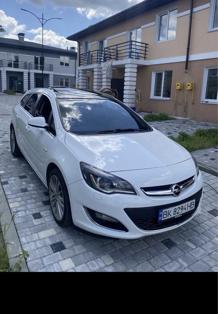 Opel Astra J Srort